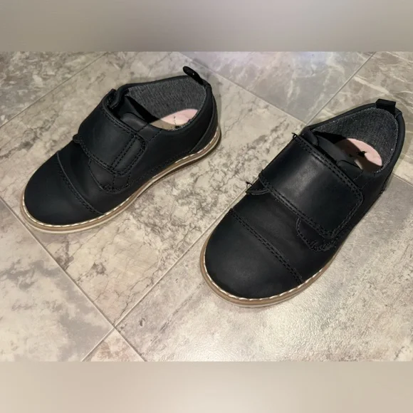 Cat & Jack Toddler boy Adonis Derby Shoes 9 - Picture 1 of 5